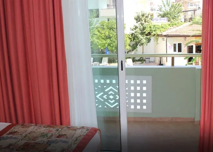 Gazipasa Star アパートホテル シダ