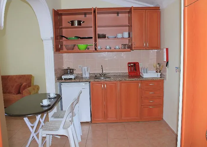 Gazipasa Star מלון דירות סייד