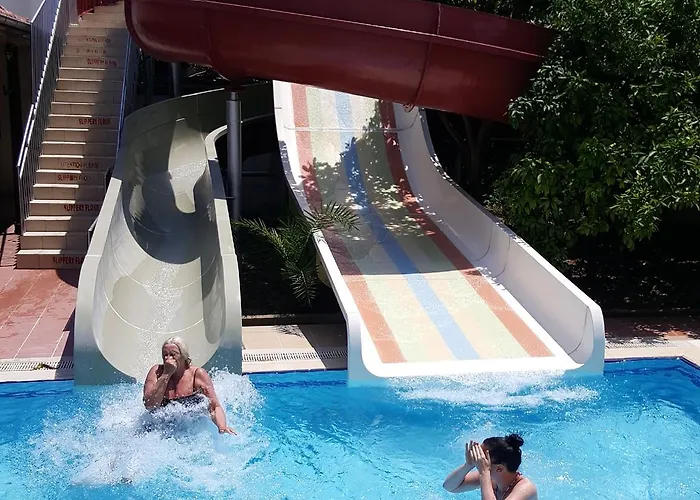 Gazipasa Star מלון דירות 3*