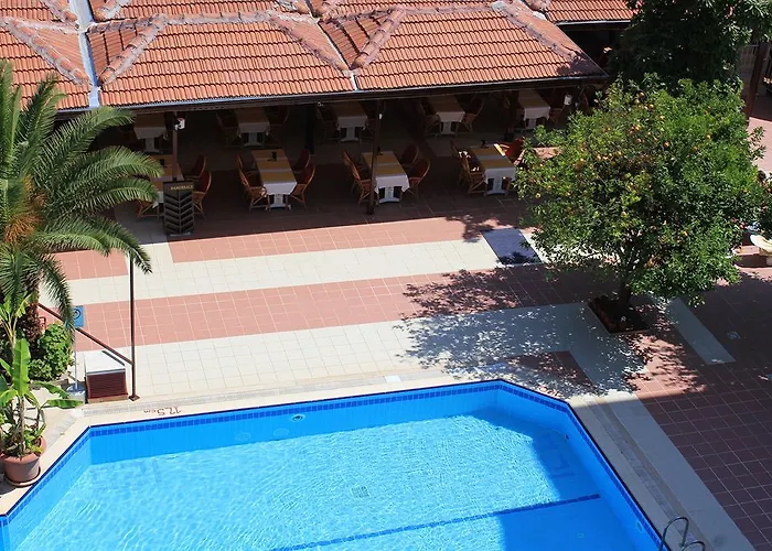 Gazipasa Star מלון דירות 3*